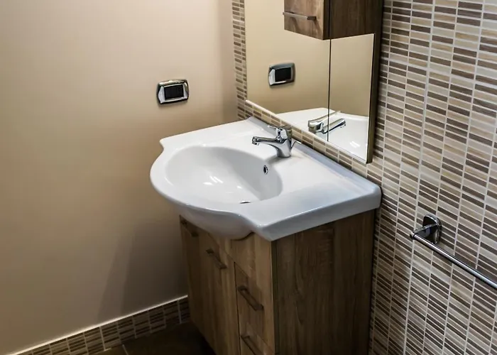 Semesterbostad Big *